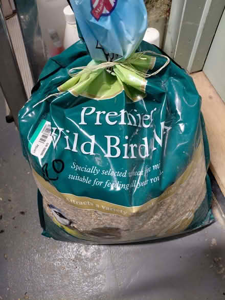 Photo of free Wild Bird Seed (Stroud GL5) #1