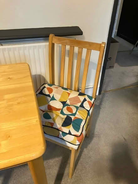 Photo of free Pine dining table (Waddon) #2