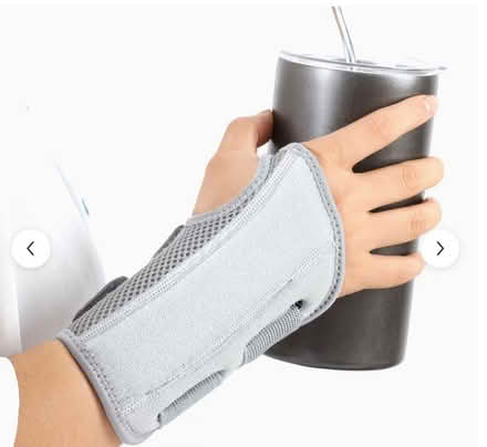 Photo of free Wrist Braces, L & R, Gray, Medium (Hell's Kitchen) #1