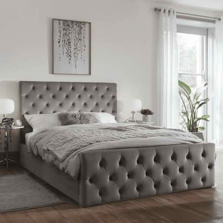 Photo of Super king size bed frame (Grays (RM17)) #1