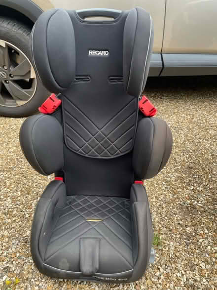 Photo of free Car seat NOT ISOFIX (GU10) #1
