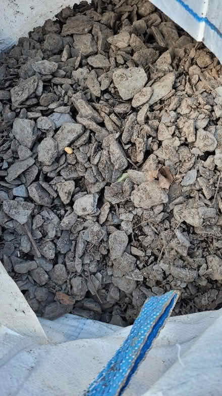 Photo of free Slate stone chippings (Turves Green B31) #2