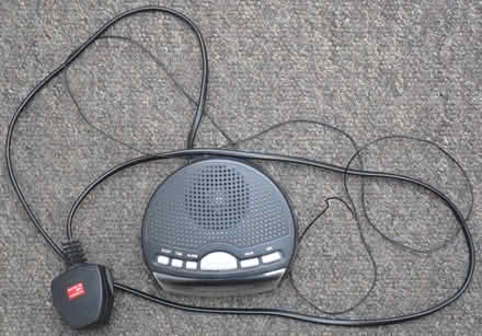 Photo of free 24-hour digital display mains clock (Barons Court W14) #2