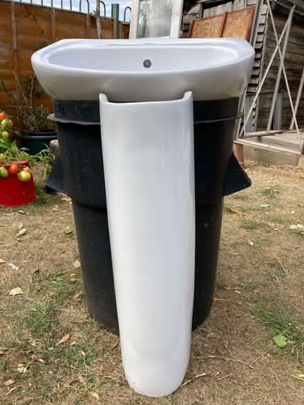 Photo of free Wash basin (Highters Heath B14) #1