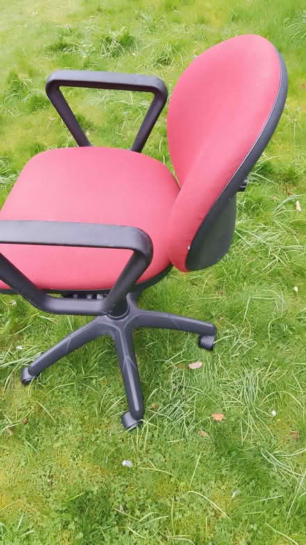 Photo of free Office chair (Marsh Farm LU3) #1