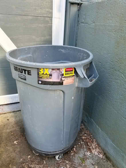 Photo of free Rubbermaid Rolling Trashcan (East Queen Anne, Seattle) #1