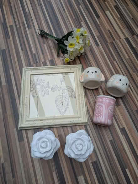 Photo of free Soft decor bundle (Stanton CH63) #1