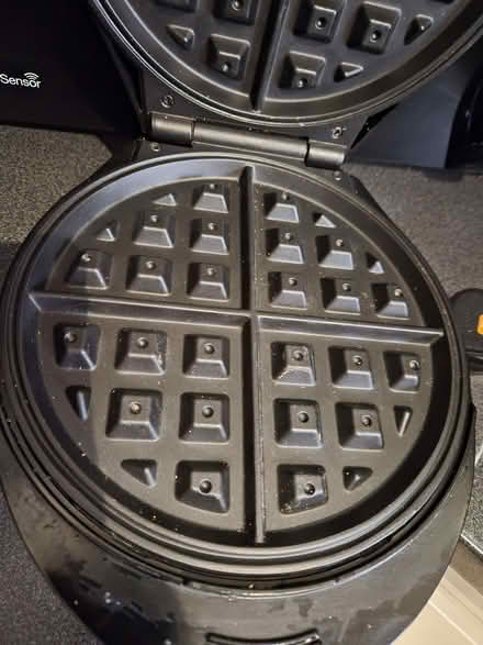Photo of free Waffle Maker (Harlesden NW10) #3