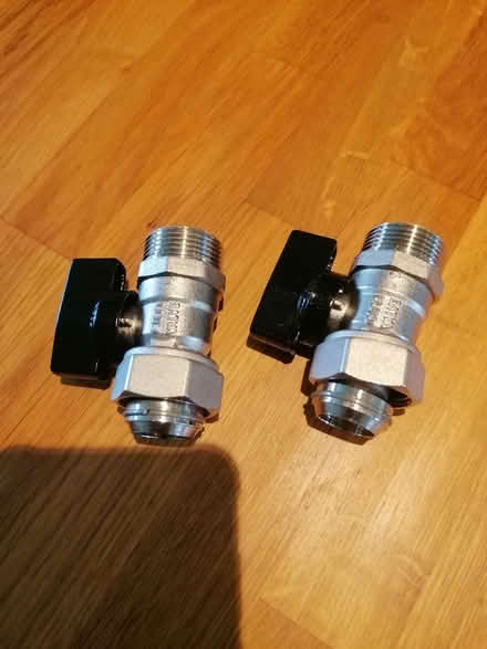 Photo of free Two 22mm isolating valves (Uckfield TN22) #1