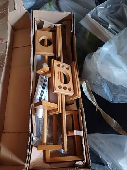 Photo of free Bathroom set (Latchford) #1