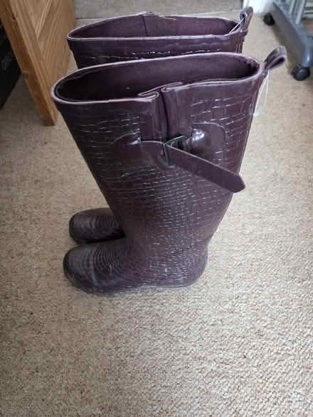 Photo of free Wellington Boots size 5 (Caterham CR3) #1