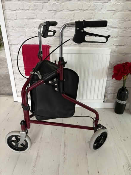 Photo of free 3 wheel shopper walker (Wayfield ME5) #1