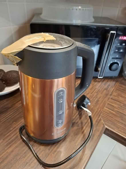 Photo of free Bosch DesignLine kettle - faulty lid (Heaton Norris SK4) #1