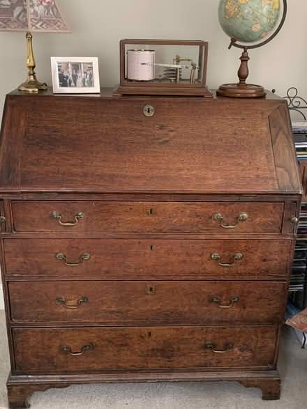 Photo of free Desk - Bureau (Hailsham BN27) #1