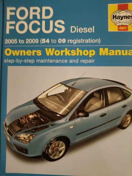 Photo of scrap ford focus MK2 (Leeds LS16) #1