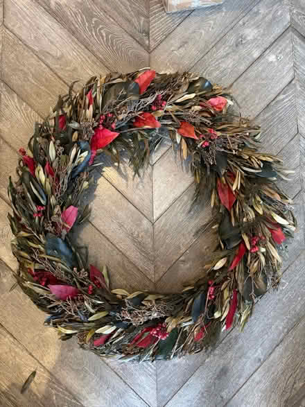 Photo of free Christmas wreath (Primrose Hill) #1