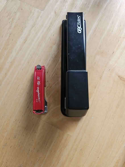 Photo of Tiny stapler (Albuquerque) #1