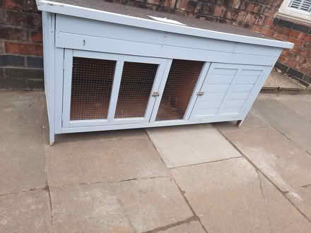 Photo of free Guinea Pig Hutch (Phippsville NN1) #2