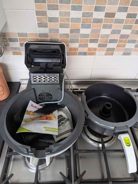 Photo of free Air frier (Maldon CM9) #1