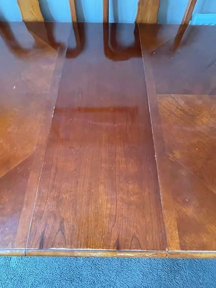 Photo of free mahogany colour solid wood oval dining table sits 4-6 (Bexleyheath DA7) #3