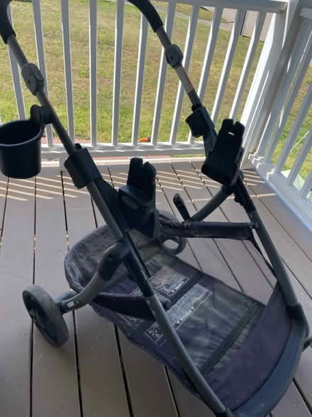 Photo of free Graco Modes 3-in-1 Infant Stroller (Old East) #2