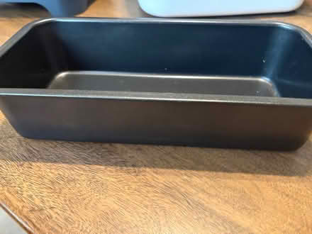 Photo of free 2lb Loaf Tin (Surbiton KT5) #1