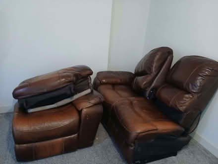 Photo of free 3 seater sofa (CT6) #2