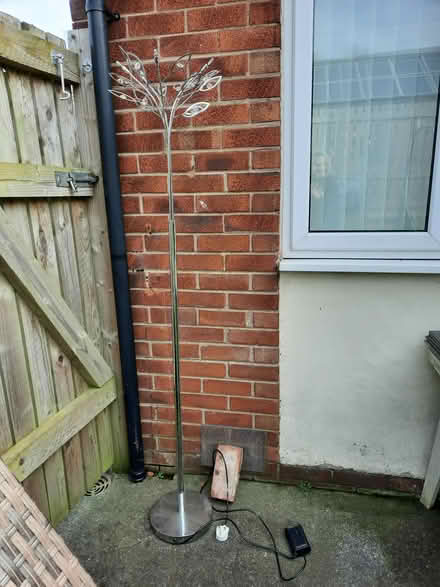 Photo of free Standard lamp 5'8" NOT WORKING (Stanley Gate L39) #1