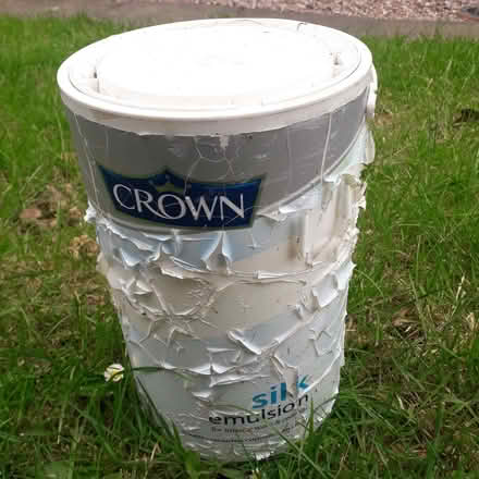 Photo of free White paint (Portsmouth PO3) #1