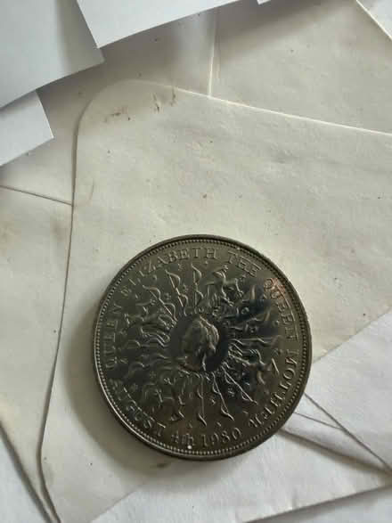 Photo of free 1980 commemorative coin (Westbury Wilts BA13) #2