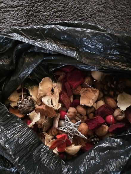 Photo of free 3 and a fixable Dining Chairs, A bag of potpourri, 6 plates (Warden Hill LU2) #3