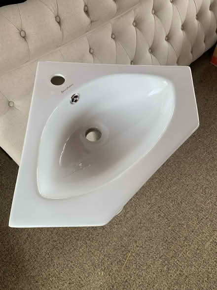 Photo of free Pedestal Corner Sink (Whiting NJ) #3