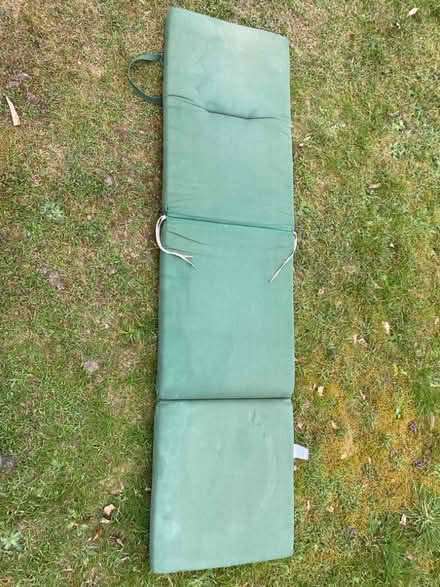 Photo of free Green three part cushion for steamer chair (Gorse Hill GU22) #3