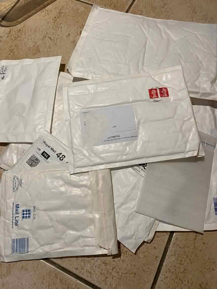 Photo of free padded envelopes (Pass Courtyard LE65) #1
