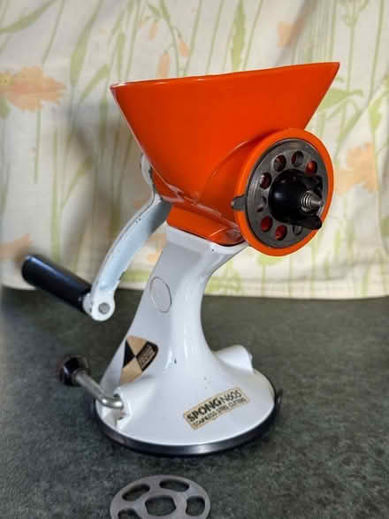 Photo of free Spong N605 Mincer, with Nylon Top & Suction Base (Chaddesden DE21) #1