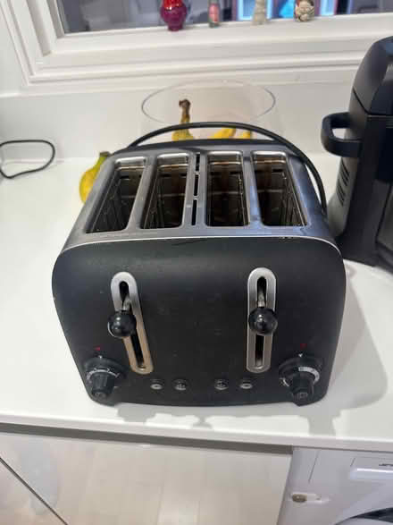 Photo of free Toaster (Tower Hamlets E2) #1