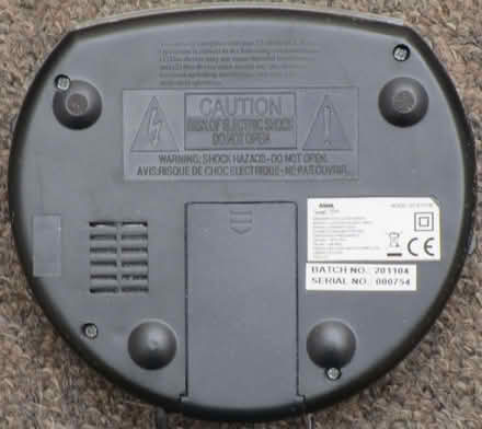 Photo of free 24-hour digital display mains clock (Barons Court W14) #3