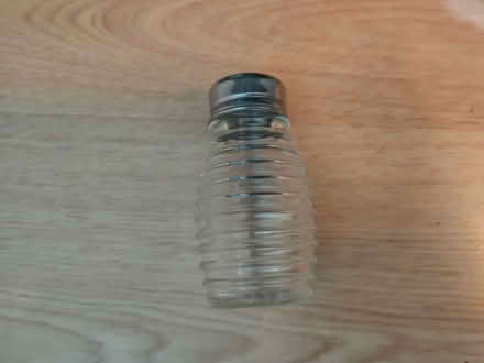 Photo of free Salt shaker (islington N1) #1