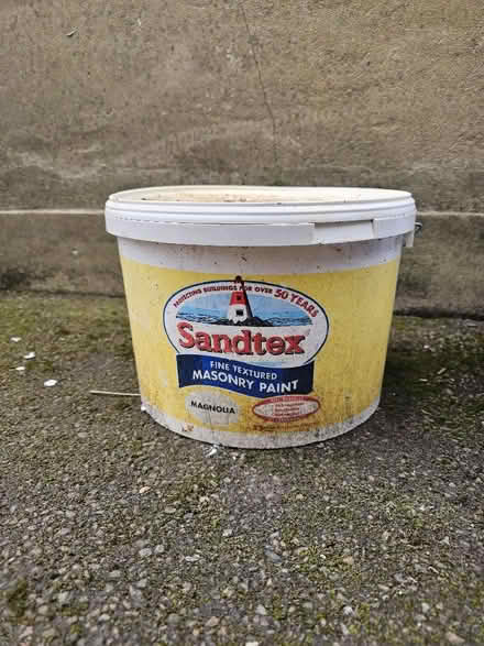 Photo of free Paints (Hamsey Green CR2) #3