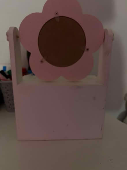 Photo of free Jewellery box (Harlesden NW10) #4