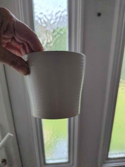 Photo of free Small plant pots x 5 (Shippon OX13) #2