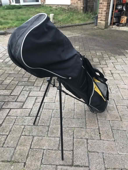 Photo of free Long ridge Challenger Cadet RH Golf Set Unisex 8+, Good Cond (North Ascot SL5) #2