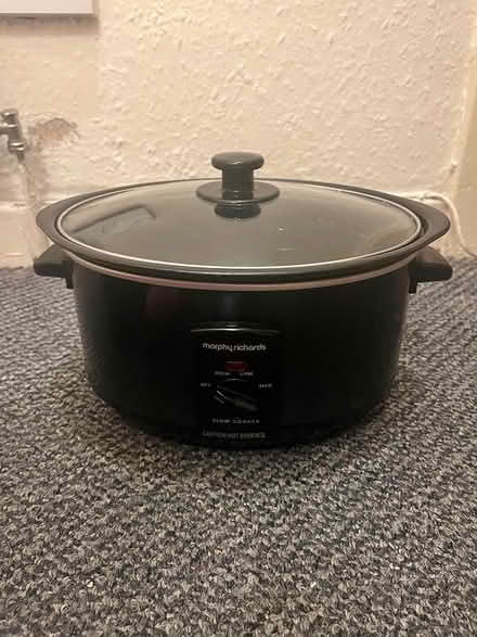 Photo of free slow cooker (G20 Maryhill) #1