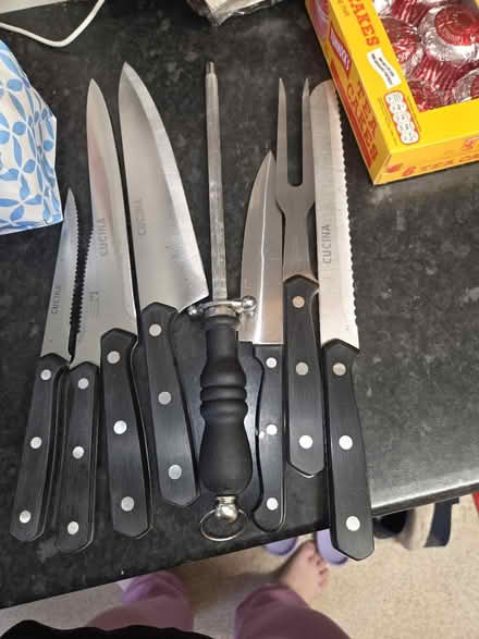 Photo of free Selection of pans kitchenware etc (Finsbury N4) #4