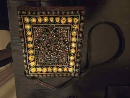 Photo of free Embroidered bag (Round Green LU2) #1