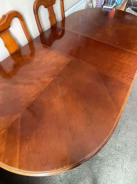 Photo of free mahogany colour solid wood oval dining table sits 4-6 (Bexleyheath DA7) #2