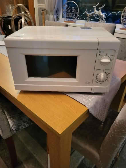 Photo of free Microwave oven (Muirhouse ML1) #1