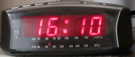Photo of free 24-hour digital display mains clock (Barons Court W14) #1