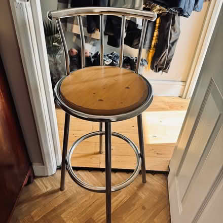 Photo of free High stool (Teignmouth TQ14) #1