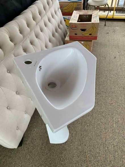 Photo of free Pedestal Corner Sink (Whiting NJ) #4